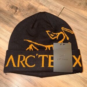 Arc'teryx Dark Knit Beanie with Bold Logo
